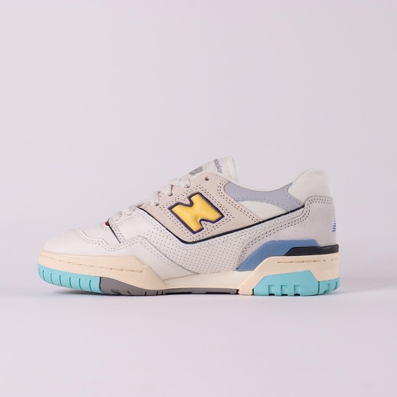 NEW BALANCE 550 SEA SALT SURF - Picture 2 of 7